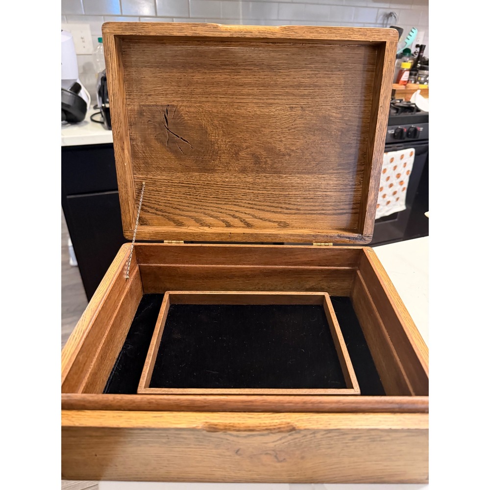 Donald E Hyson Handcrafted Solid Oak Valet Jewelry Box Large 13x19x5 MINT